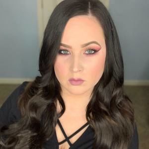 Meet your Posher, Desiree